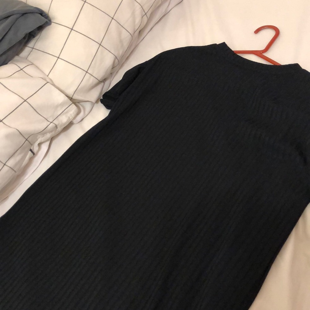 Plain black tshirt dress